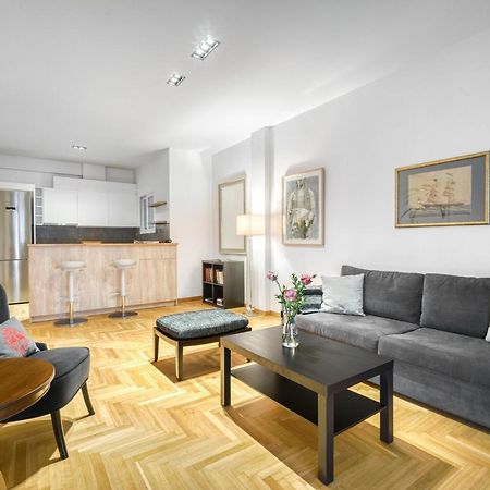 Delightful Stylish Two Bedroom Condo In Hip Area Of Central Athen Exterior foto