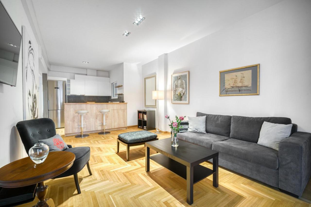 Delightful Stylish Two Bedroom Condo In Hip Area Of Central Athen Exterior foto