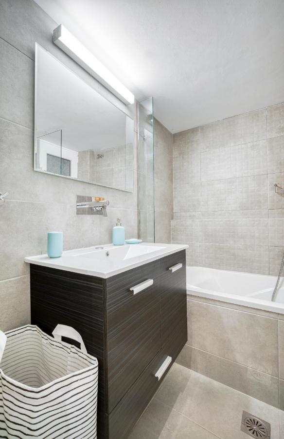 Delightful Stylish Two Bedroom Condo In Hip Area Of Central Athen Exterior foto