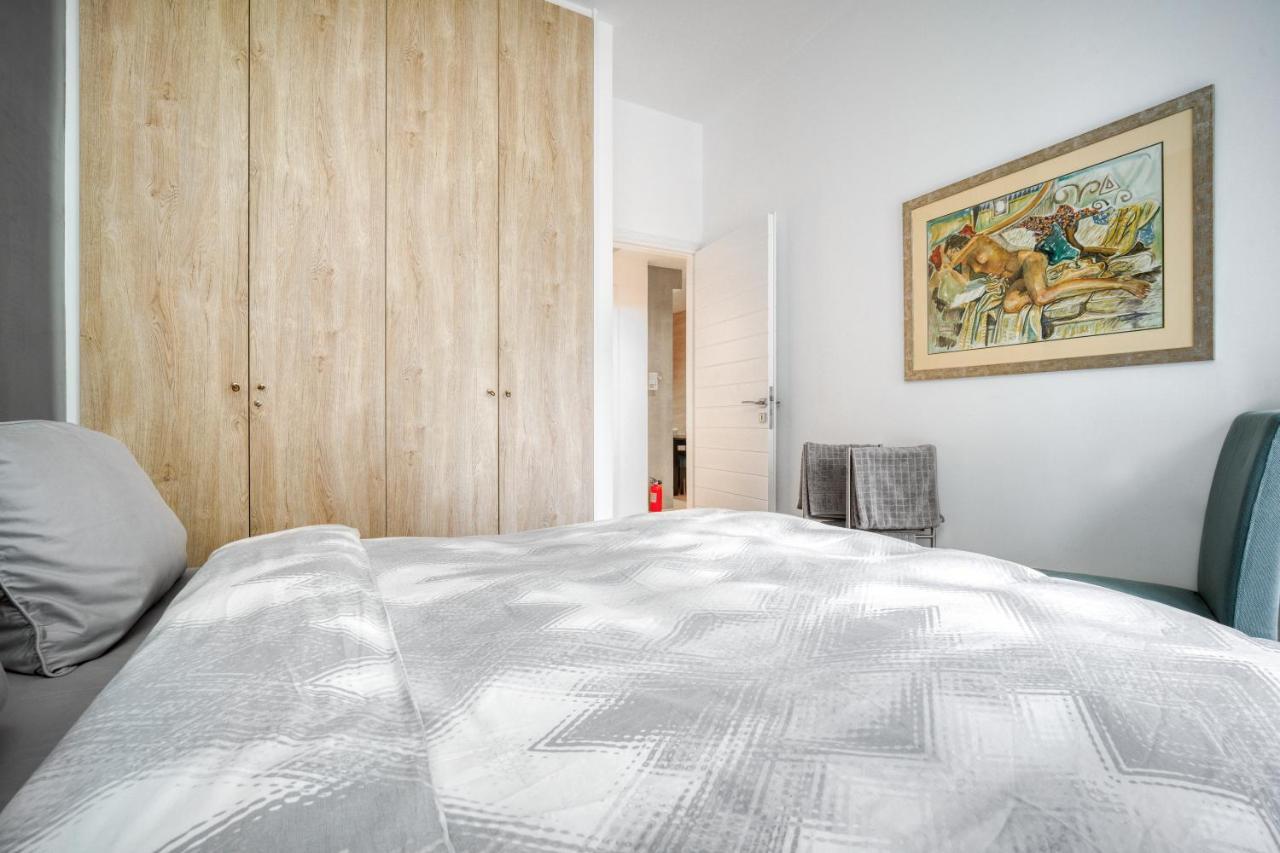 Delightful Stylish Two Bedroom Condo In Hip Area Of Central Athen Exterior foto